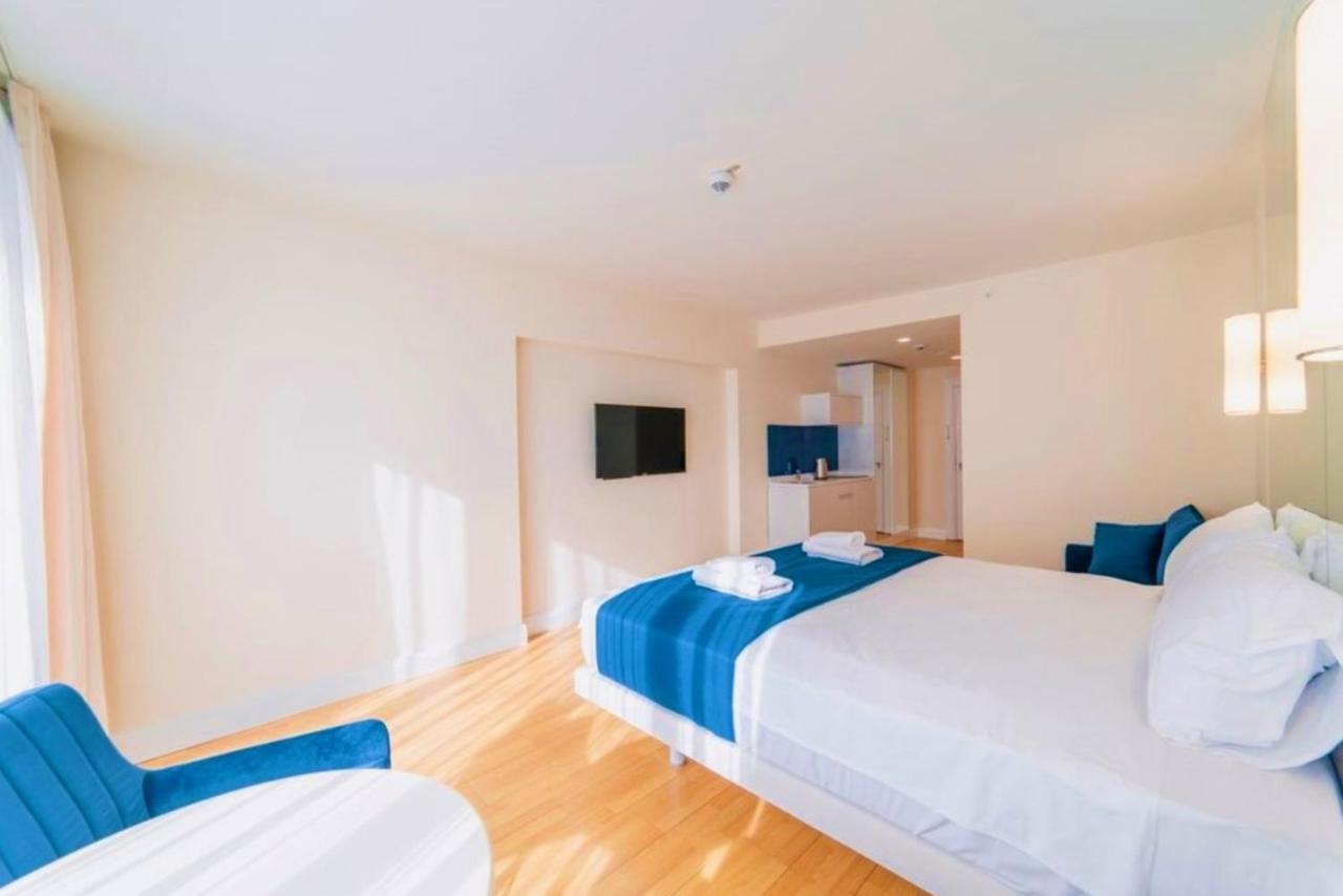 View & More Aparthotel In باتومي المظهر الخارجي الصورة