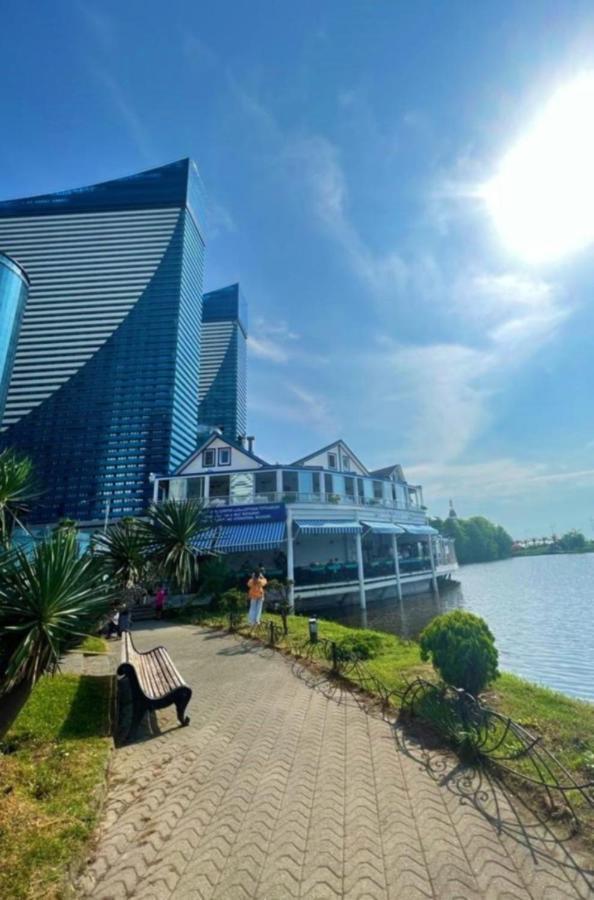 View & More Aparthotel In باتومي المظهر الخارجي الصورة