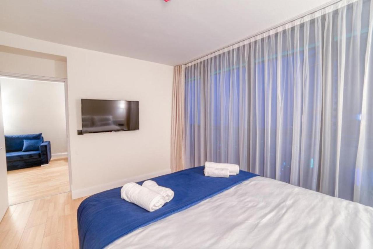 View & More Aparthotel In باتومي المظهر الخارجي الصورة